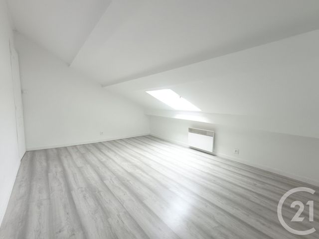 Appartement T3 &agrave; louer - 2 pi&egrave;ces - 44,93 m2 - Lille - 59 - NORD-PAS-DE-CALAIS