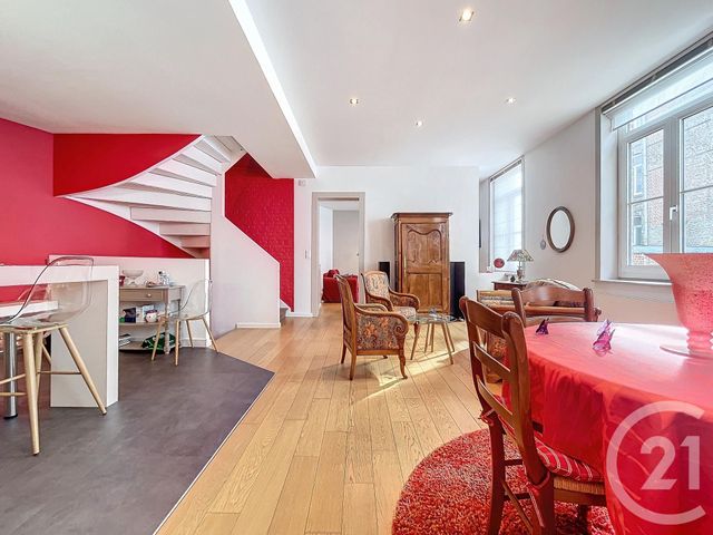 Agrandir la photo Appartement Triplex à vendre - 6 pièces - 146,07 m2 - Lille - 59 - NORD-PAS-DE-CALAIS
