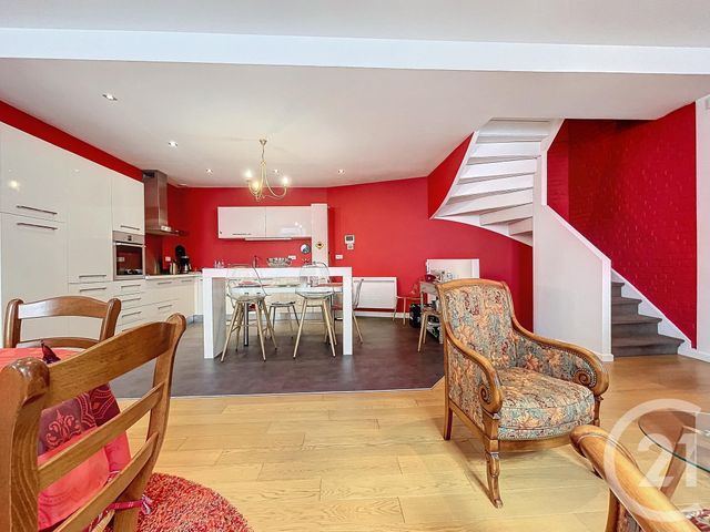 Agrandir la photo Appartement Triplex à vendre - 6 pièces - 146,07 m2 - Lille - 59 - NORD-PAS-DE-CALAIS