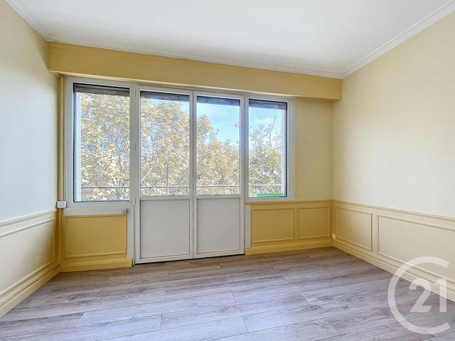 Agrandir la photo Appartement T4 à vendre - 4 pièces - 107 m2 - Lille - 59 - NORD-PAS-DE-CALAIS