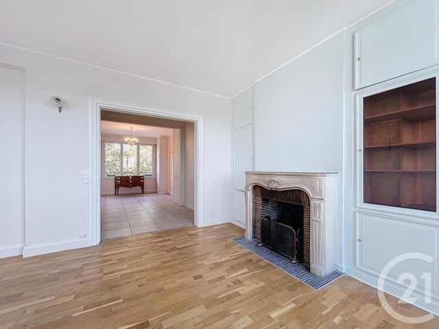 Agrandir la photo Appartement T4 à vendre - 4 pièces - 107 m2 - Lille - 59 - NORD-PAS-DE-CALAIS