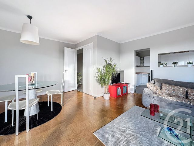 Agrandir la photo Appartement T3 à vendre - 3 pièces - 86 m2 - Lille - 59 - NORD-PAS-DE-CALAIS