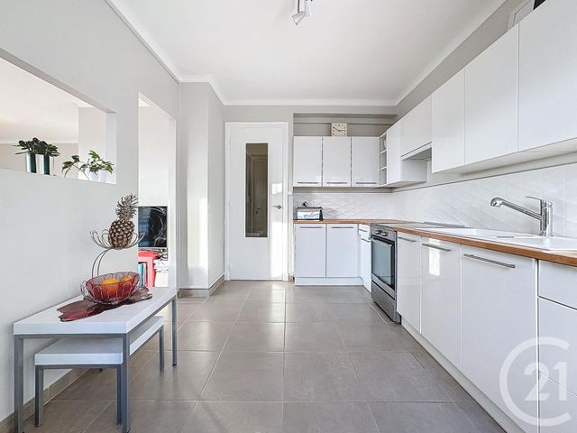 Agrandir la photo Appartement T3 à vendre - 3 pièces - 86 m2 - Lille - 59 - NORD-PAS-DE-CALAIS