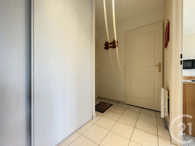 Agrandir la photo Appartement T2 à louer - 2 pièces - 42,22 m2 - Lille - 59 - NORD-PAS-DE-CALAIS