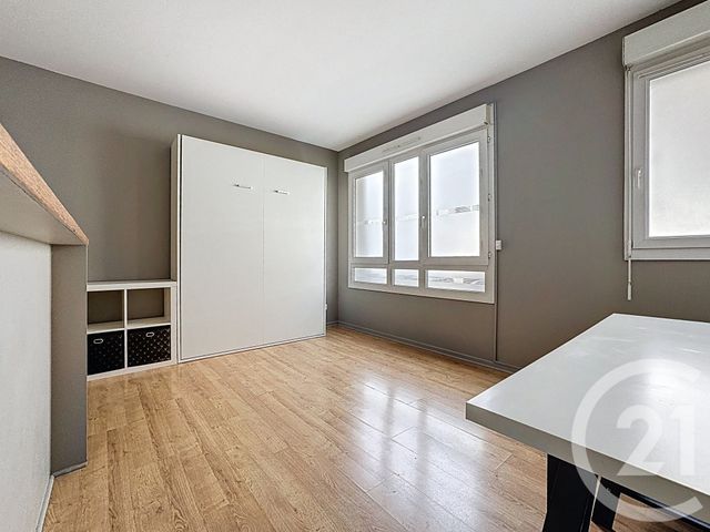 Agrandir la photo Appartement Studio à vendre - 1 pièce - 31 m2 - Lille - 59 - NORD-PAS-DE-CALAIS