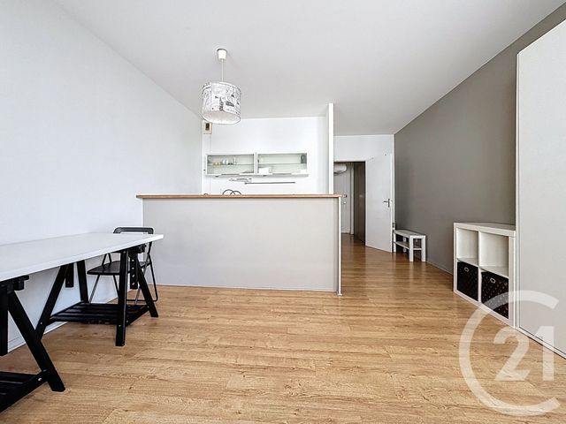 Agrandir la photo Appartement Studio à vendre - 1 pièce - 31 m2 - Lille - 59 - NORD-PAS-DE-CALAIS