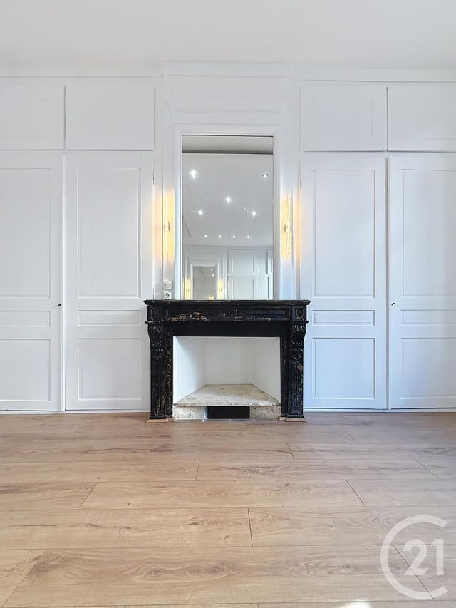Agrandir la photo Appartement F2 à louer - 2 pièces - 65,46 m2 - Lille - 59 - NORD-PAS-DE-CALAIS