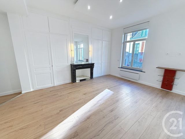 Agrandir la photo Appartement F2 à louer - 2 pièces - 65,46 m2 - Lille - 59 - NORD-PAS-DE-CALAIS