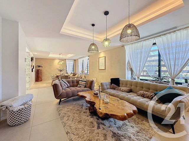Agrandir la photo Maison à vendre - 7 pièces - 232 m2 - Bersee - 59 - NORD-PAS-DE-CALAIS