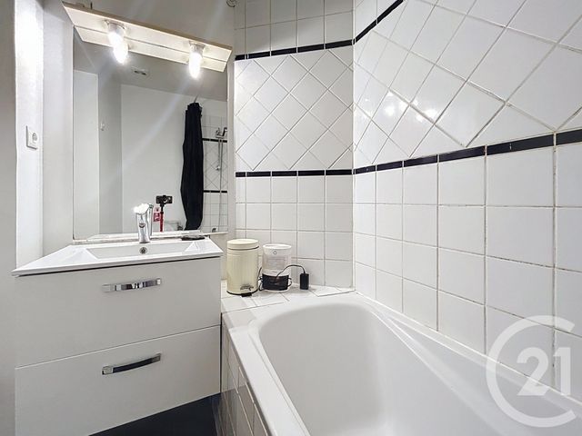 Agrandir la photo Appartement Duplex à louer - 2 pièces - 31,35 m2 - Lille - 59 - NORD-PAS-DE-CALAIS