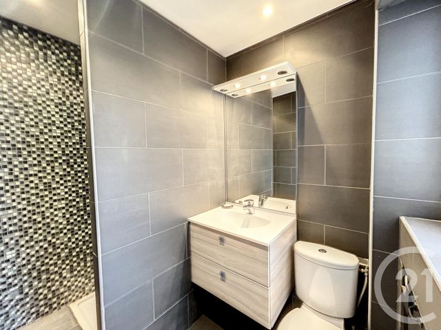 Agrandir la photo Appartement T6 à louer - 6 pièces - 195,88 m2 - Lille - 59 - NORD-PAS-DE-CALAIS