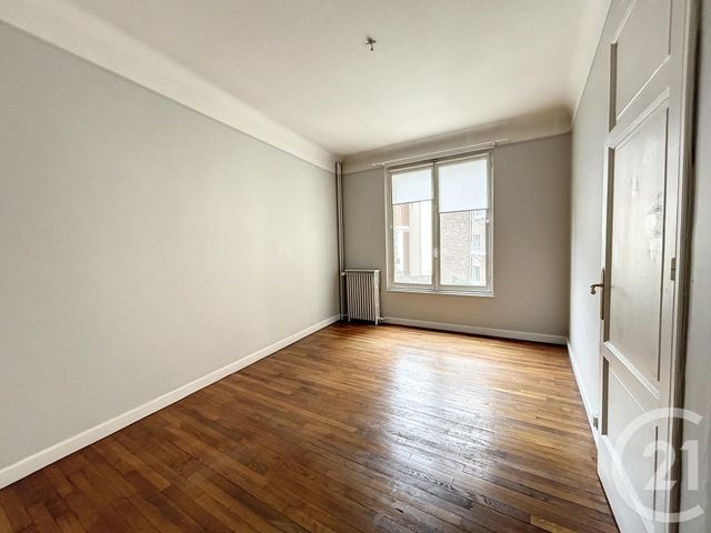 Agrandir la photo Appartement T6 à louer - 6 pièces - 195,88 m2 - Lille - 59 - NORD-PAS-DE-CALAIS