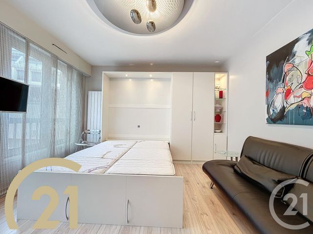 Agrandir la photo Appartement Studio à louer - 1 pièce - 30,82 m2 - Lille - 59 - NORD-PAS-DE-CALAIS
