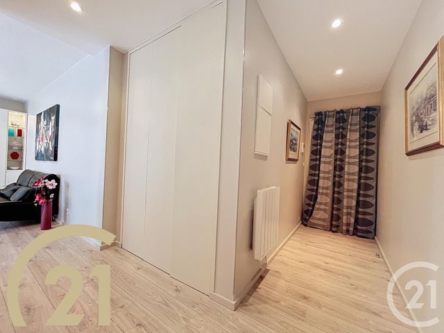 Agrandir la photo Appartement Studio à louer - 1 pièce - 30,82 m2 - Lille - 59 - NORD-PAS-DE-CALAIS