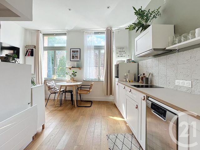 Agrandir la photo Appartement T2 à louer - 3 pièces - 34,14 m2 - Lille - 59 - NORD-PAS-DE-CALAIS