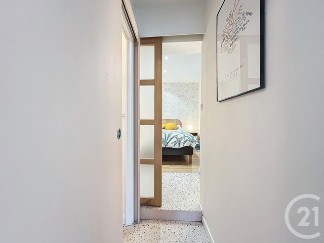 Agrandir la photo Appartement T2 à louer - 3 pièces - 34,14 m2 - Lille - 59 - NORD-PAS-DE-CALAIS