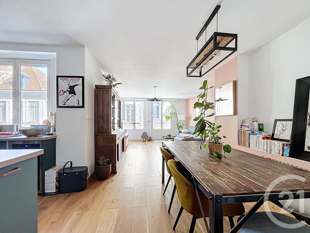 Agrandir la photo Appartement T3 à vendre - 3 pièces - 72,40 m2 - Lille - 59 - NORD-PAS-DE-CALAIS