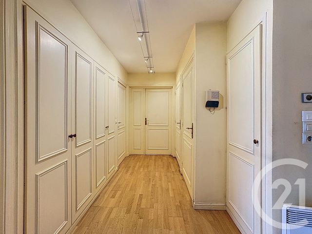 Agrandir la photo Appartement T2 à vendre - 2 pièces - 59,80 m2 - Lille - 59 - NORD-PAS-DE-CALAIS