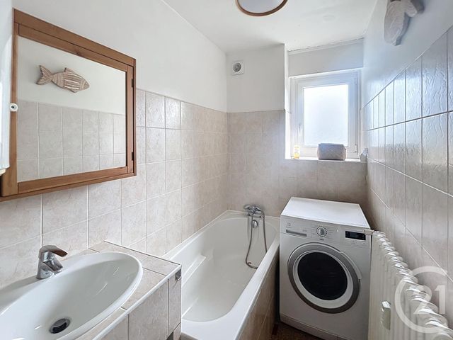 Appartement T3 à louer - 3 pièces - 70,52 m2 - Lille - 59 - NORD-PAS-DE-CALAIS