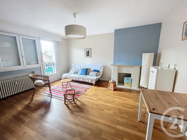 Appartement T3 à louer - 3 pièces - 70,52 m2 - Lille - 59 - NORD-PAS-DE-CALAIS