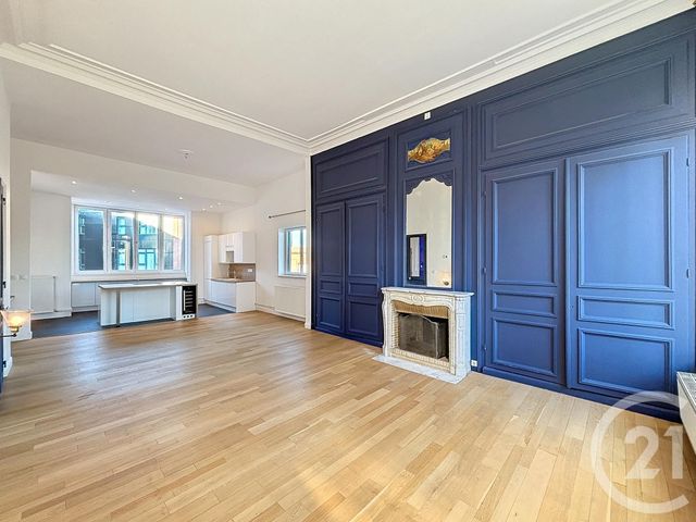 Agrandir la photo Appartement T3 à louer - 3 pièces - 117,82 m2 - Tourcoing - 59 - NORD-PAS-DE-CALAIS