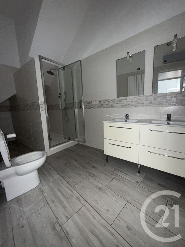 Maison &agrave; louer - 3 pi&egrave;ces - 88,12 m2 - Lille - 59 - NORD-PAS-DE-CALAIS