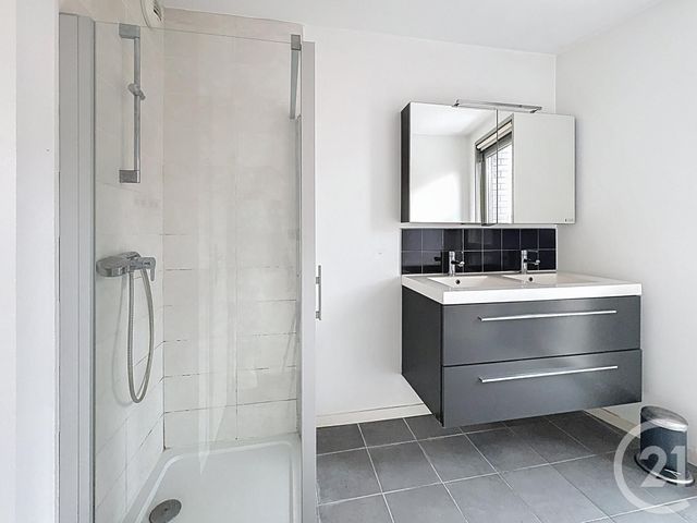 Appartement T2 &agrave; vendre - 2 pi&egrave;ces - 61,78 m2 - Lille - 59 - NORD-PAS-DE-CALAIS