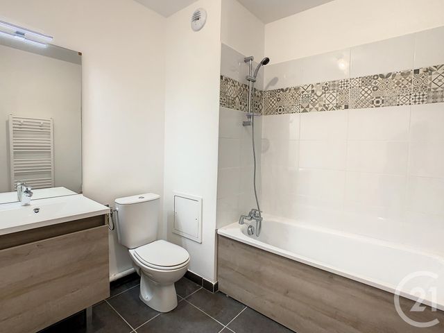 Appartement F4 &agrave; louer - 4 pi&egrave;ces - 76,40 m2 - Lille - 59 - NORD-PAS-DE-CALAIS