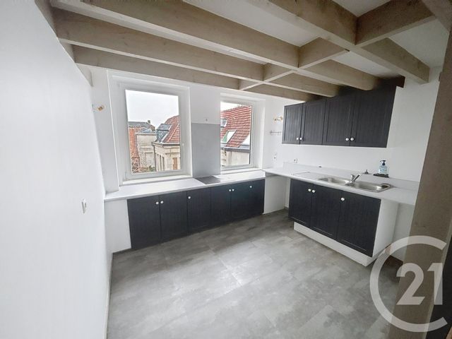 Appartement T2 &agrave; louer - 2 pi&egrave;ces - 75,64 m2 - Lille - 59 - NORD-PAS-DE-CALAIS