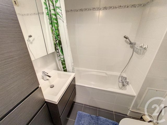 Appartement T2 &agrave; louer - 2 pi&egrave;ces - 50,34 m2 - Lille - 59 - NORD-PAS-DE-CALAIS