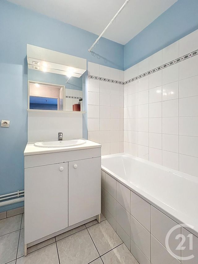 Appartement T2 &agrave; louer - 2 pi&egrave;ces - 45 m2 - Lille - 59 - NORD-PAS-DE-CALAIS
