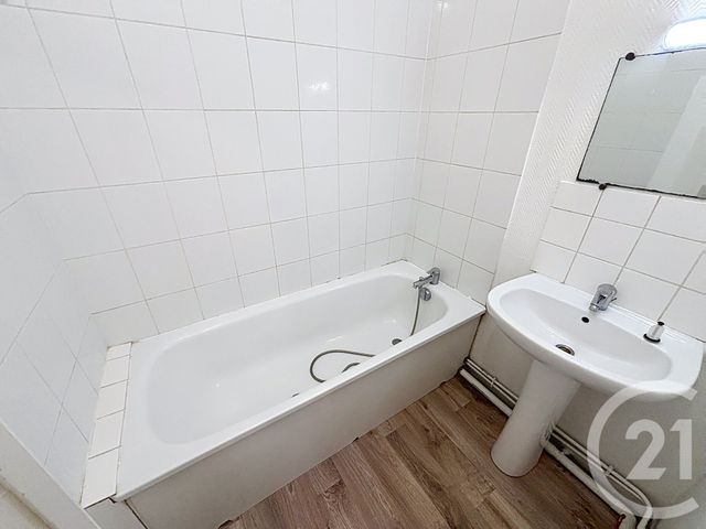 Appartement F3 &agrave; louer - 3 pi&egrave;ces - 61,85 m2 - Lille - 59 - NORD-PAS-DE-CALAIS
