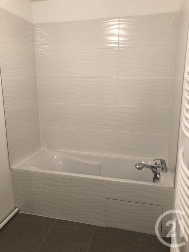 Appartement T2 &agrave; louer - 2 pi&egrave;ces - 53,60 m2 - Marcq En Baroeul - 59 - NORD-PAS-DE-CALAIS
