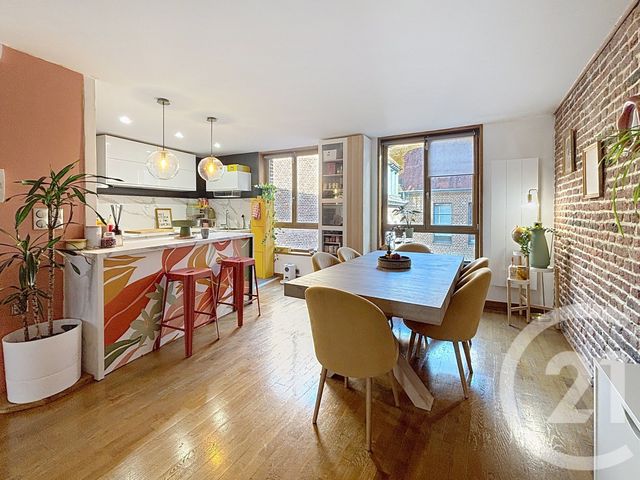 Maison &agrave; louer - 4 pi&egrave;ces - 97,90 m2 - Lille - 59 - NORD-PAS-DE-CALAIS