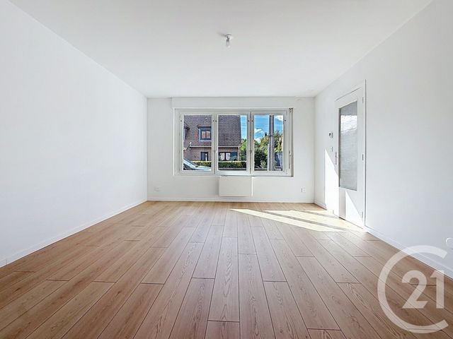 Maison &agrave; louer - 4 pi&egrave;ces - 69,91 m2 - Lambersart - 59 - NORD-PAS-DE-CALAIS