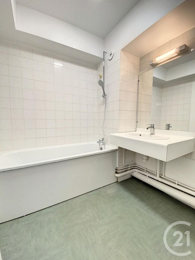 Appartement F2 &agrave; louer - 2 pi&egrave;ces - 55,57 m2 - Lille - 59 - NORD-PAS-DE-CALAIS